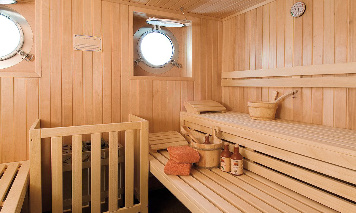 Interior - 10/11