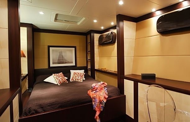 Interior - 16/21