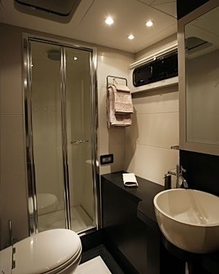 Interior - 19/21