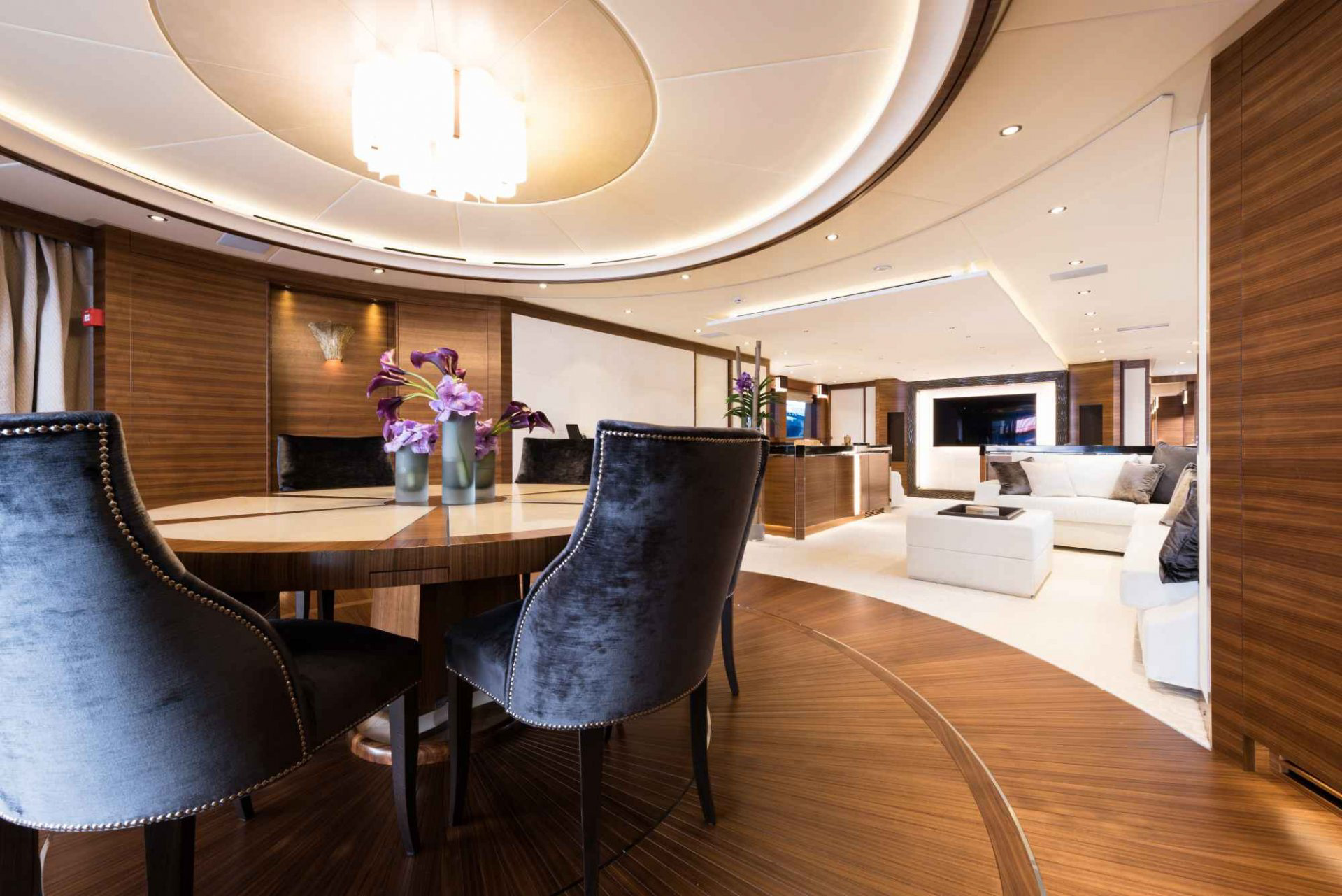 Interior - 6/41