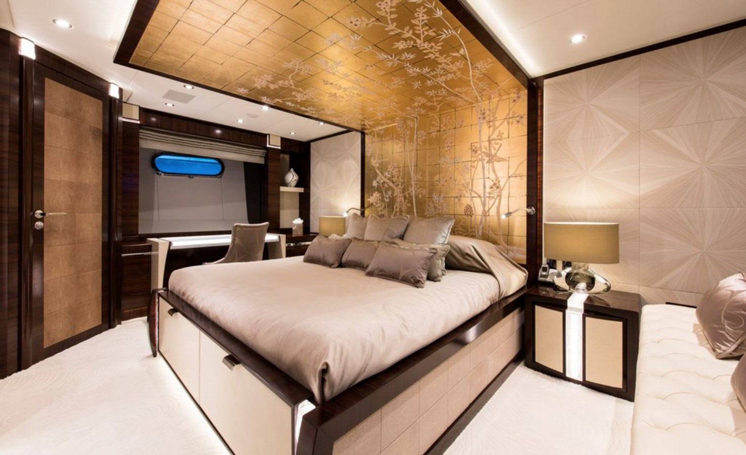 Interior - 21/41