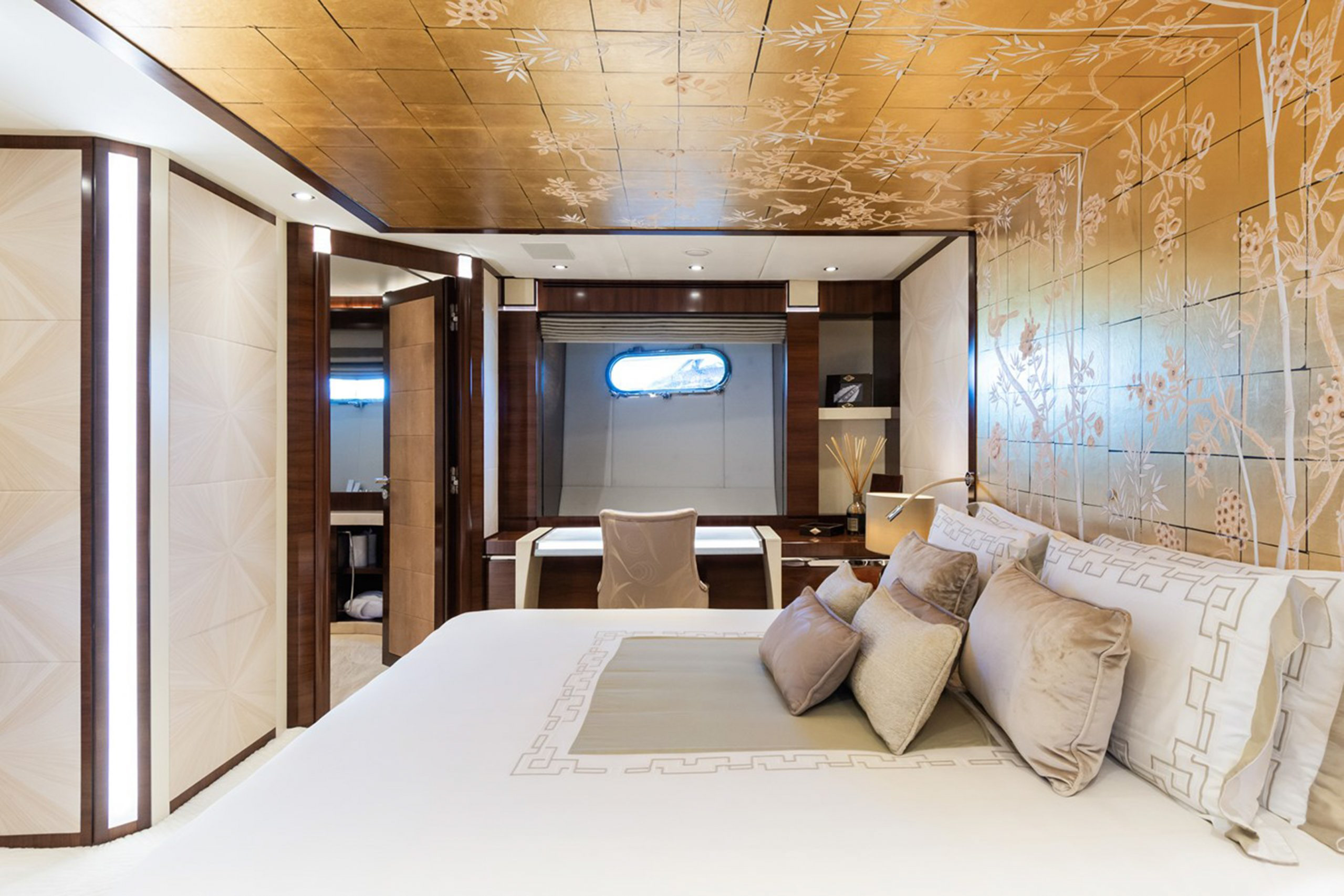 Interior - 23/41