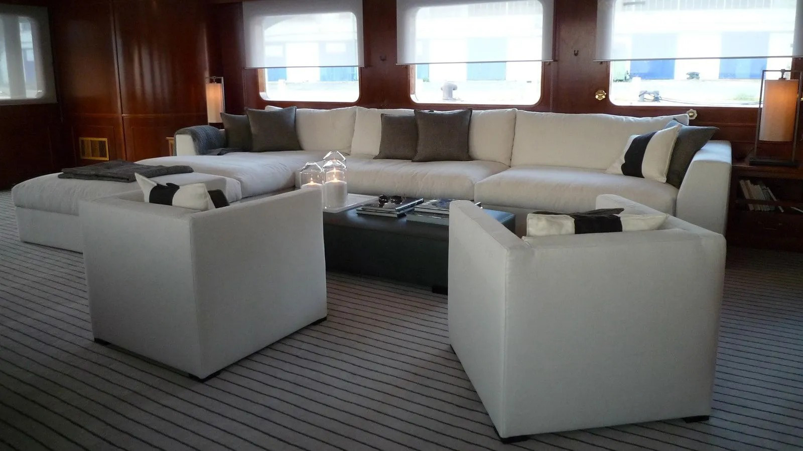 Interior - 3/11