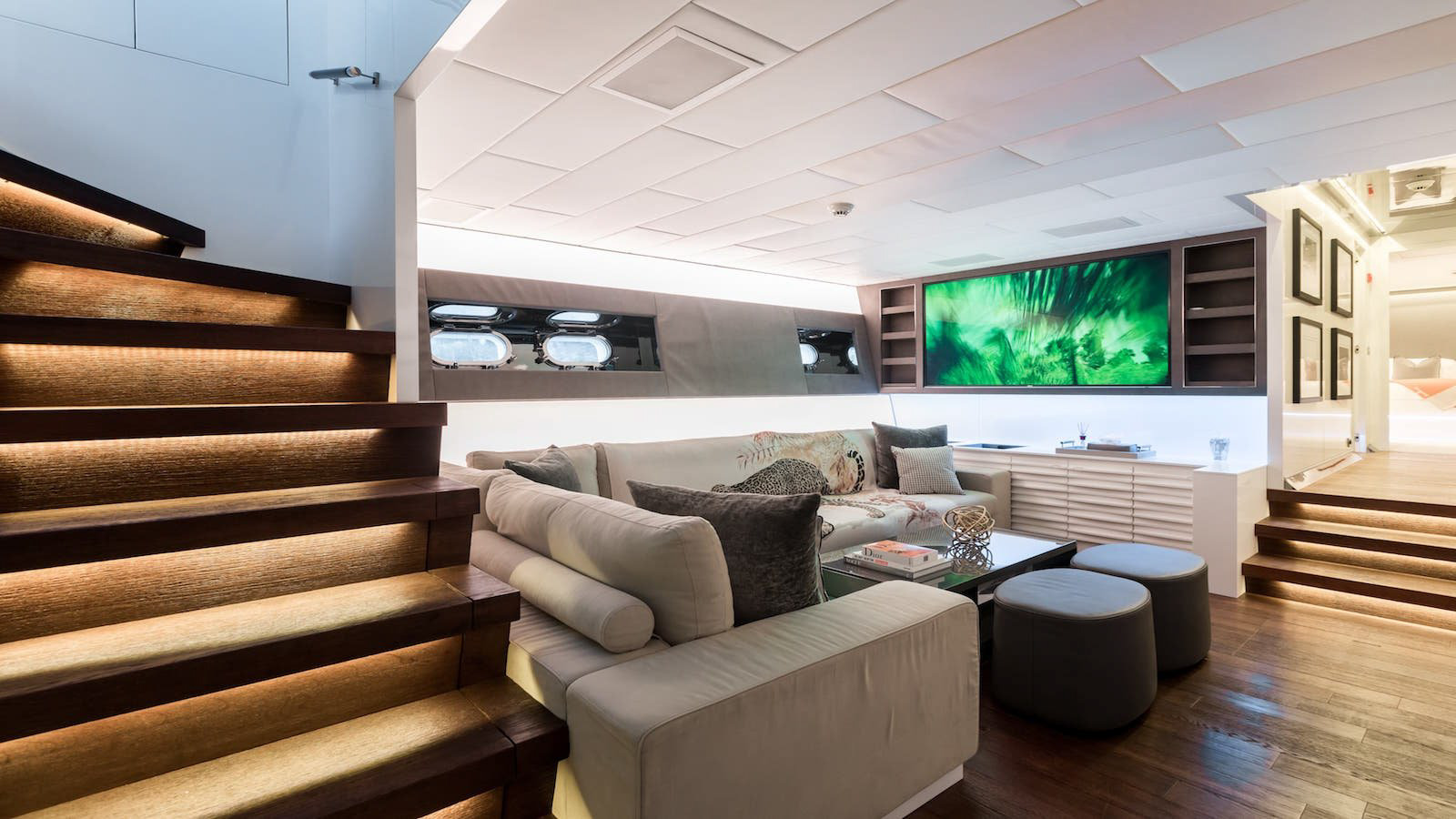 Interior - 0/20