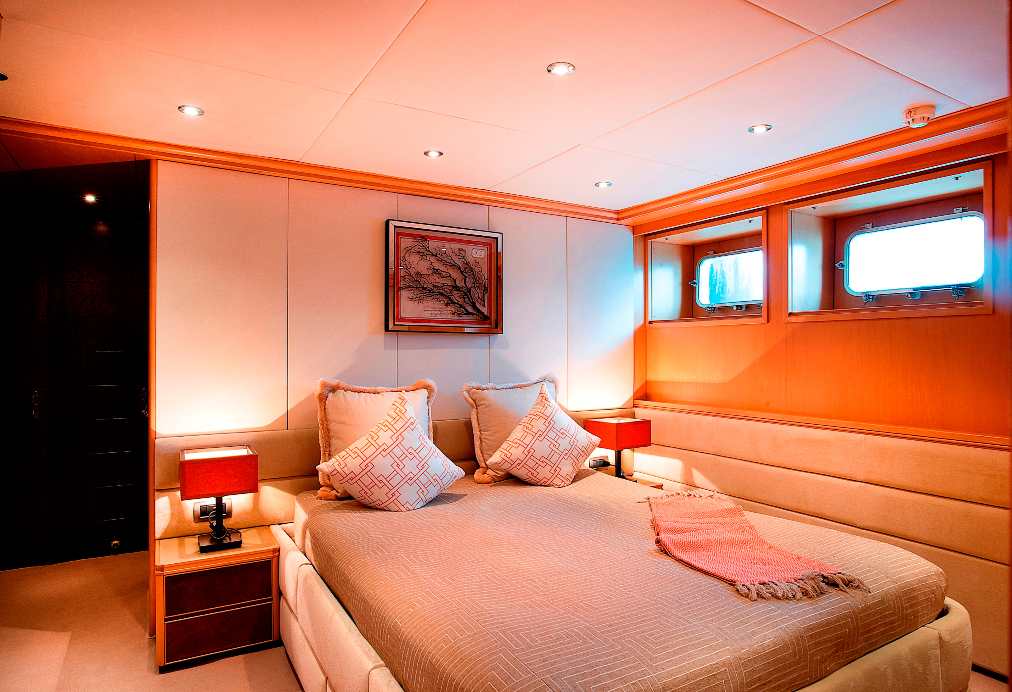 Interior - 14/21