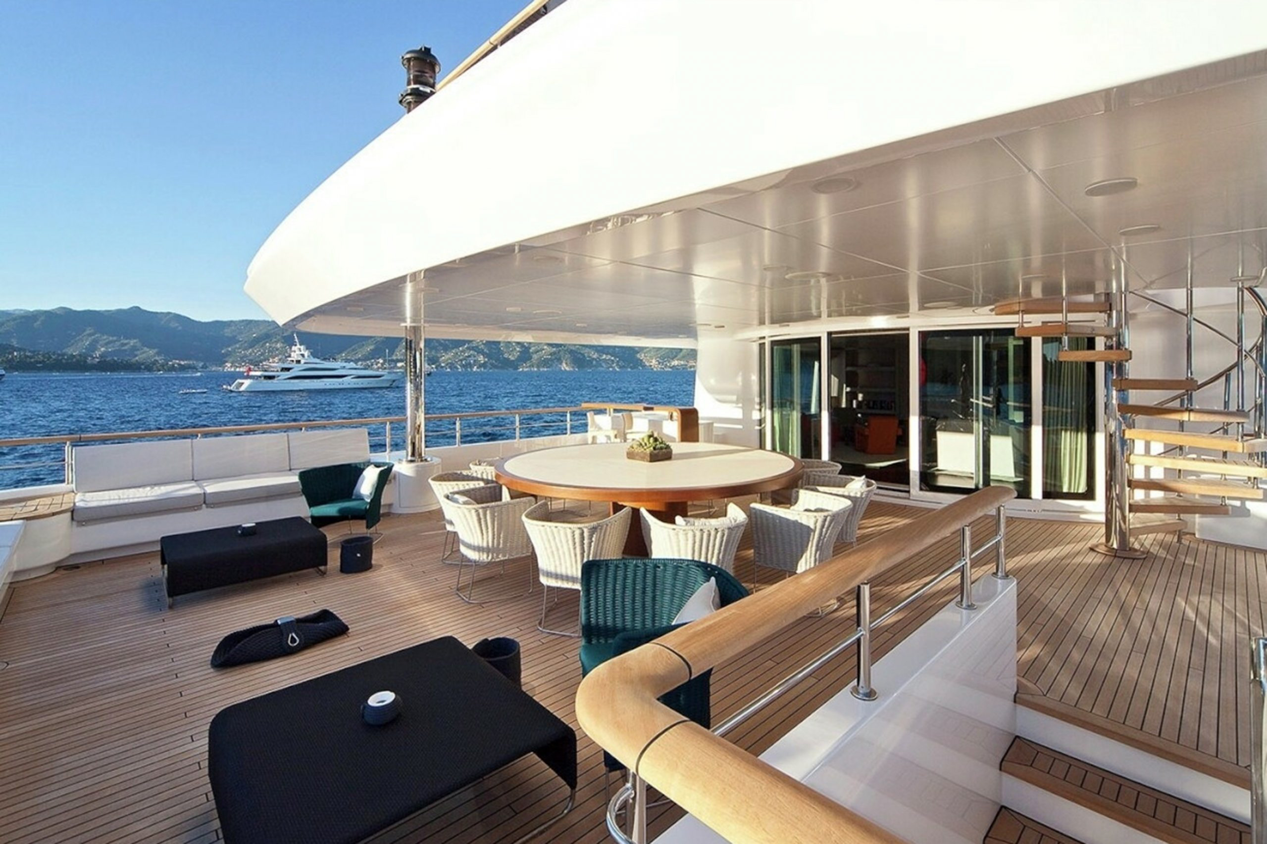 Exterior - 15/25