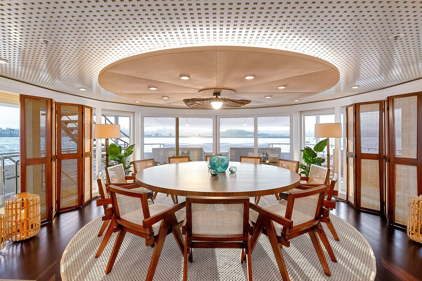 Interior - 10/27