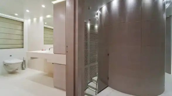 Interior - 24/29