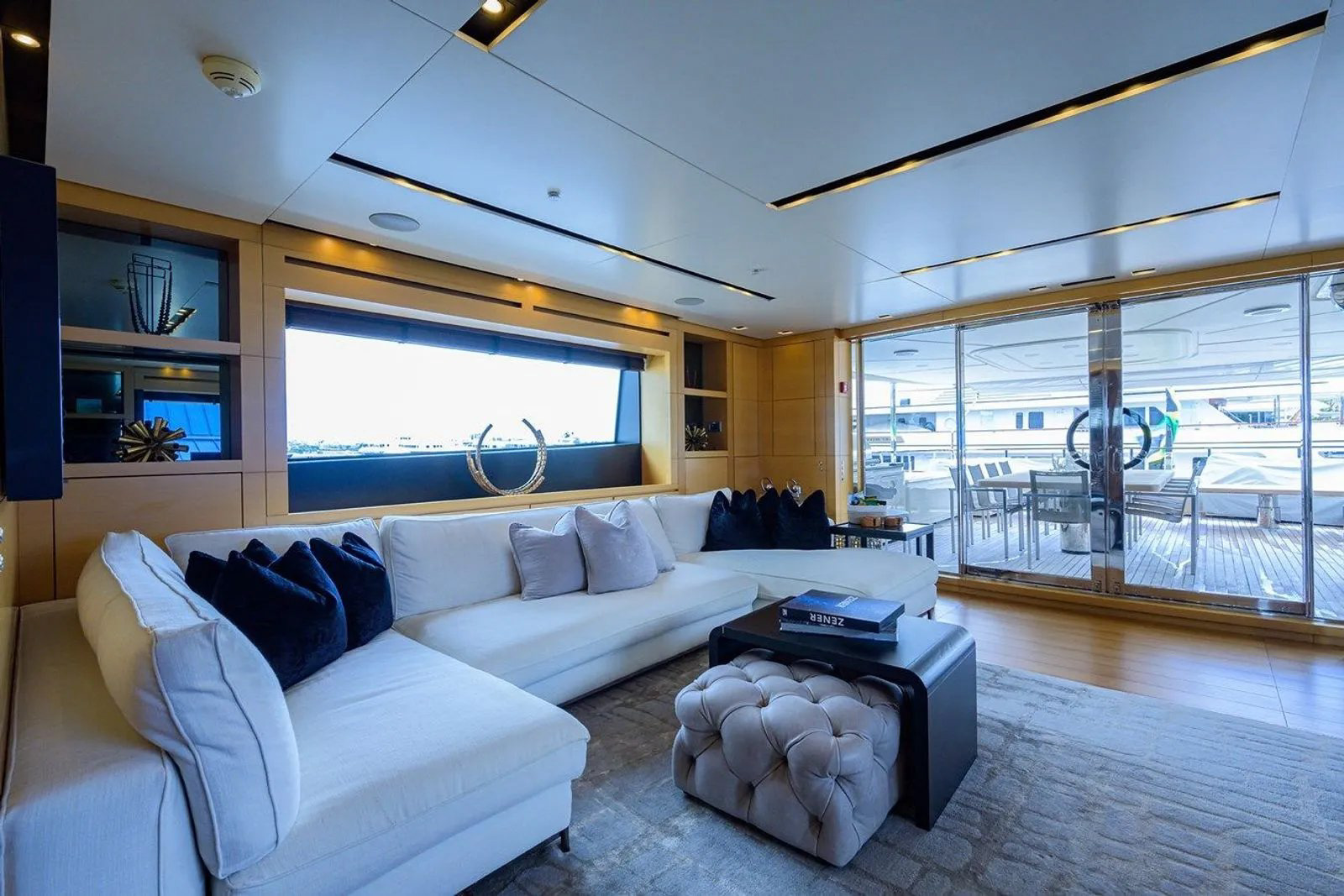 Interior - 5/36