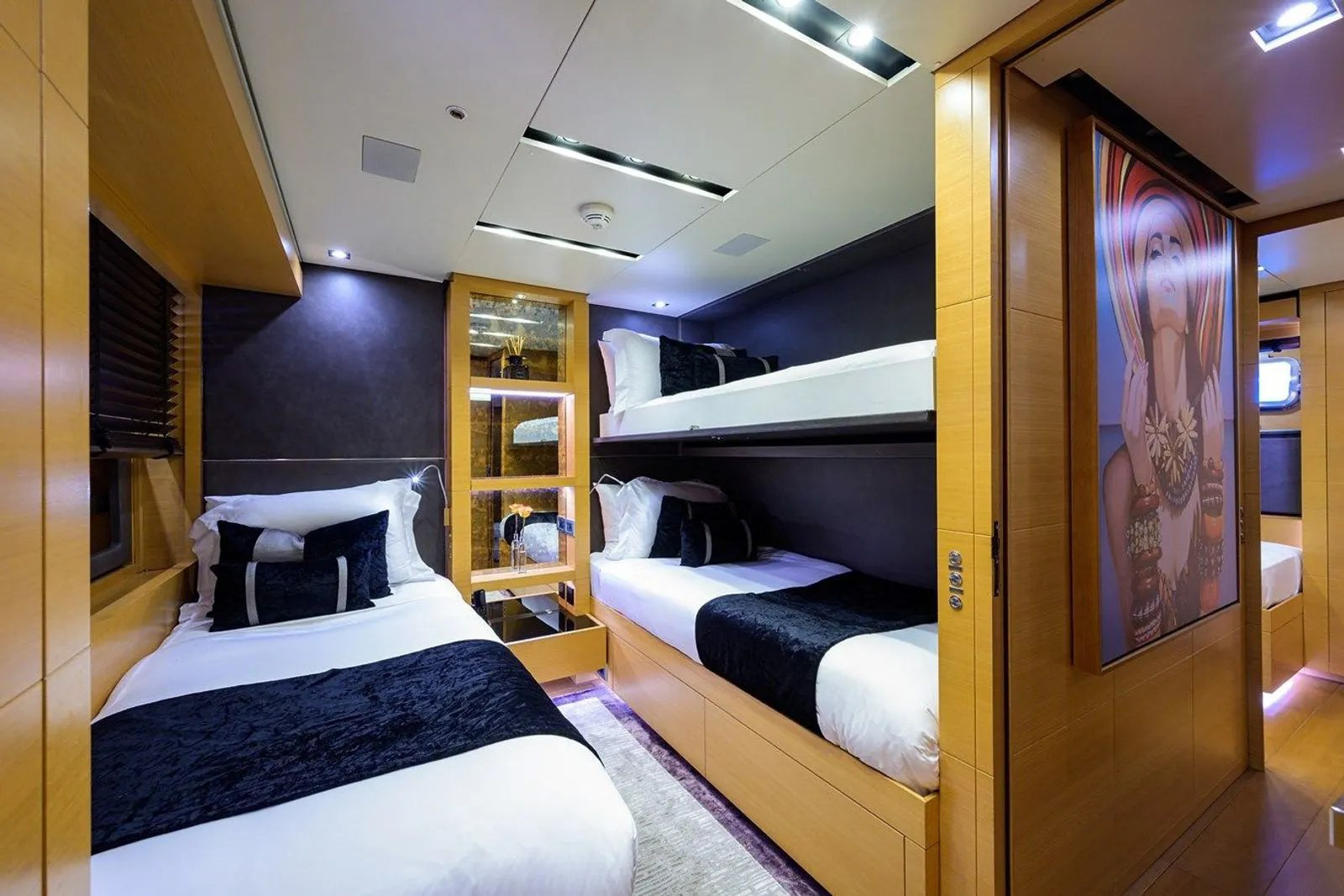 Interior - 25/36