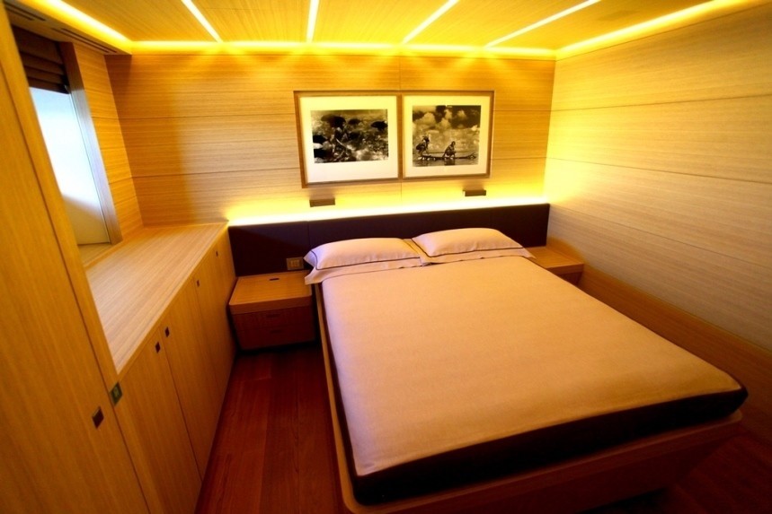 Interior - 18/36