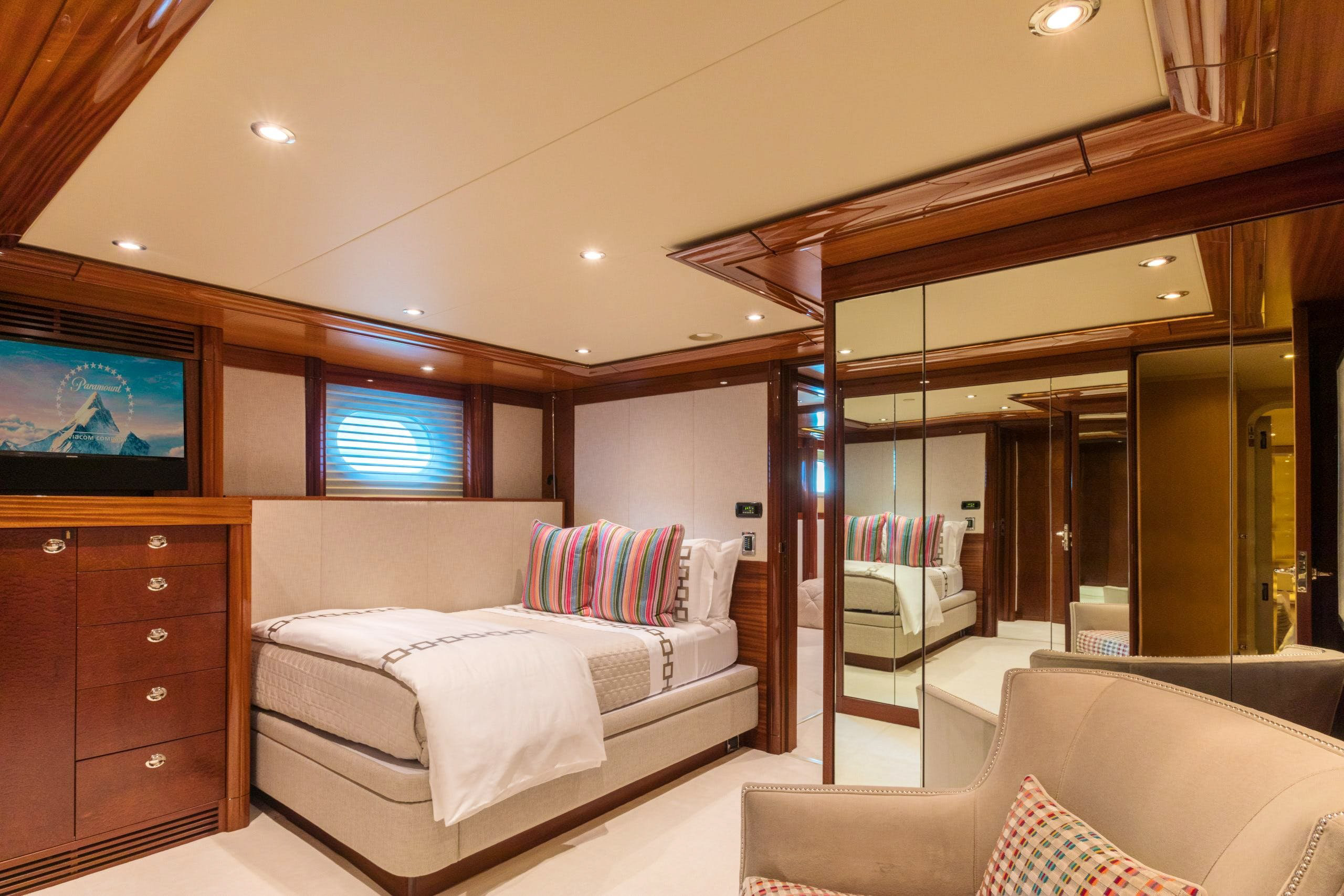 Interior - 15/24