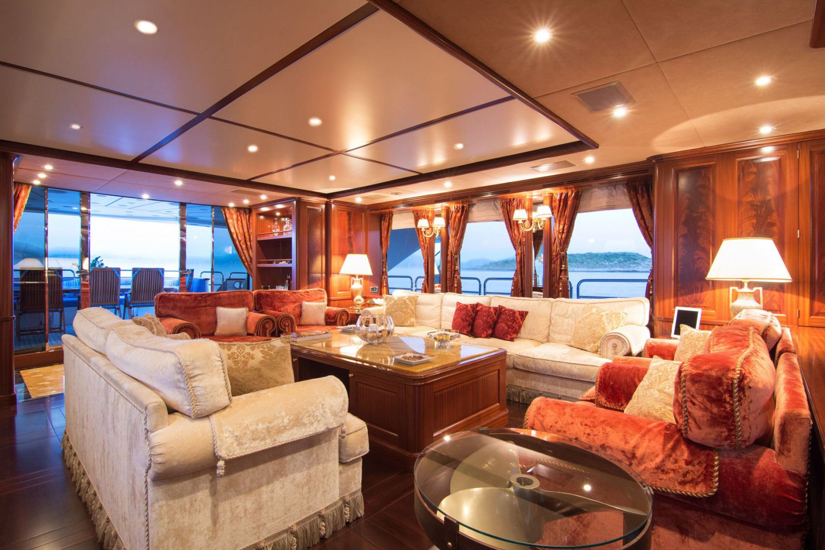 Interior - 0/20