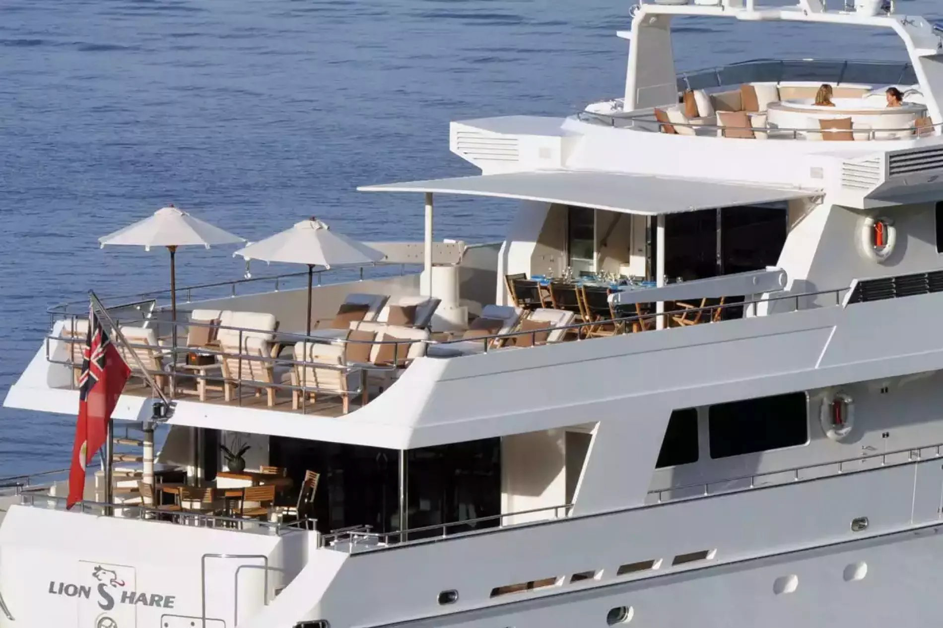 Exterior - 5/49