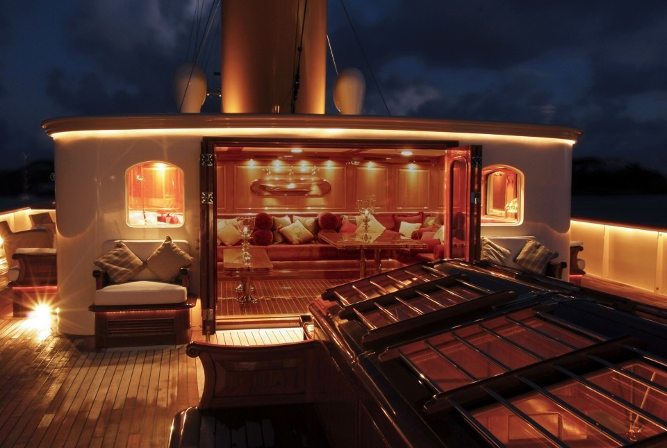 Exterior - 32/53