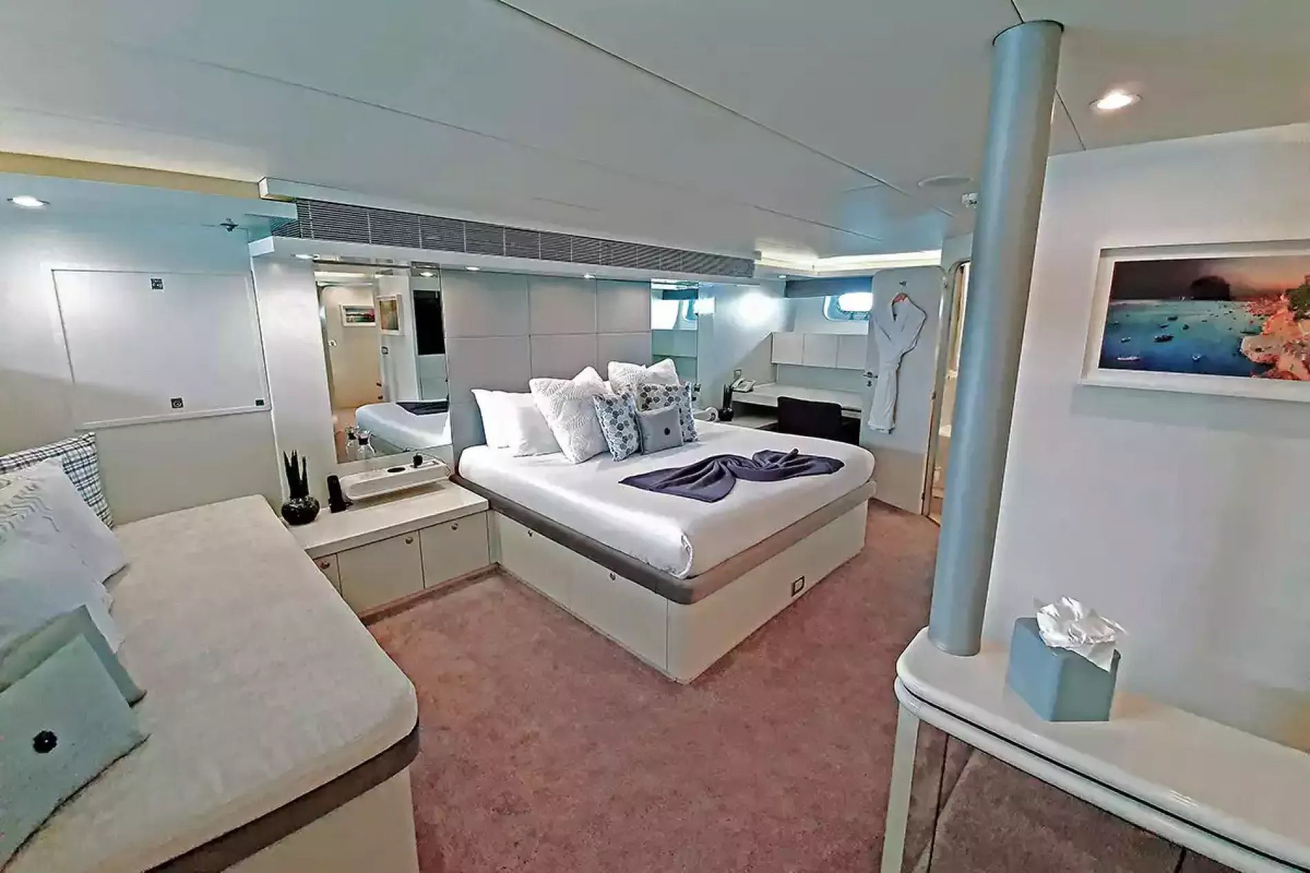 Interior - 15/43