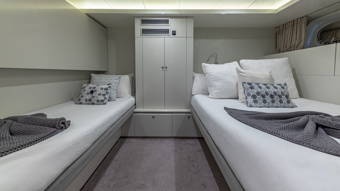 Interior - 30/43