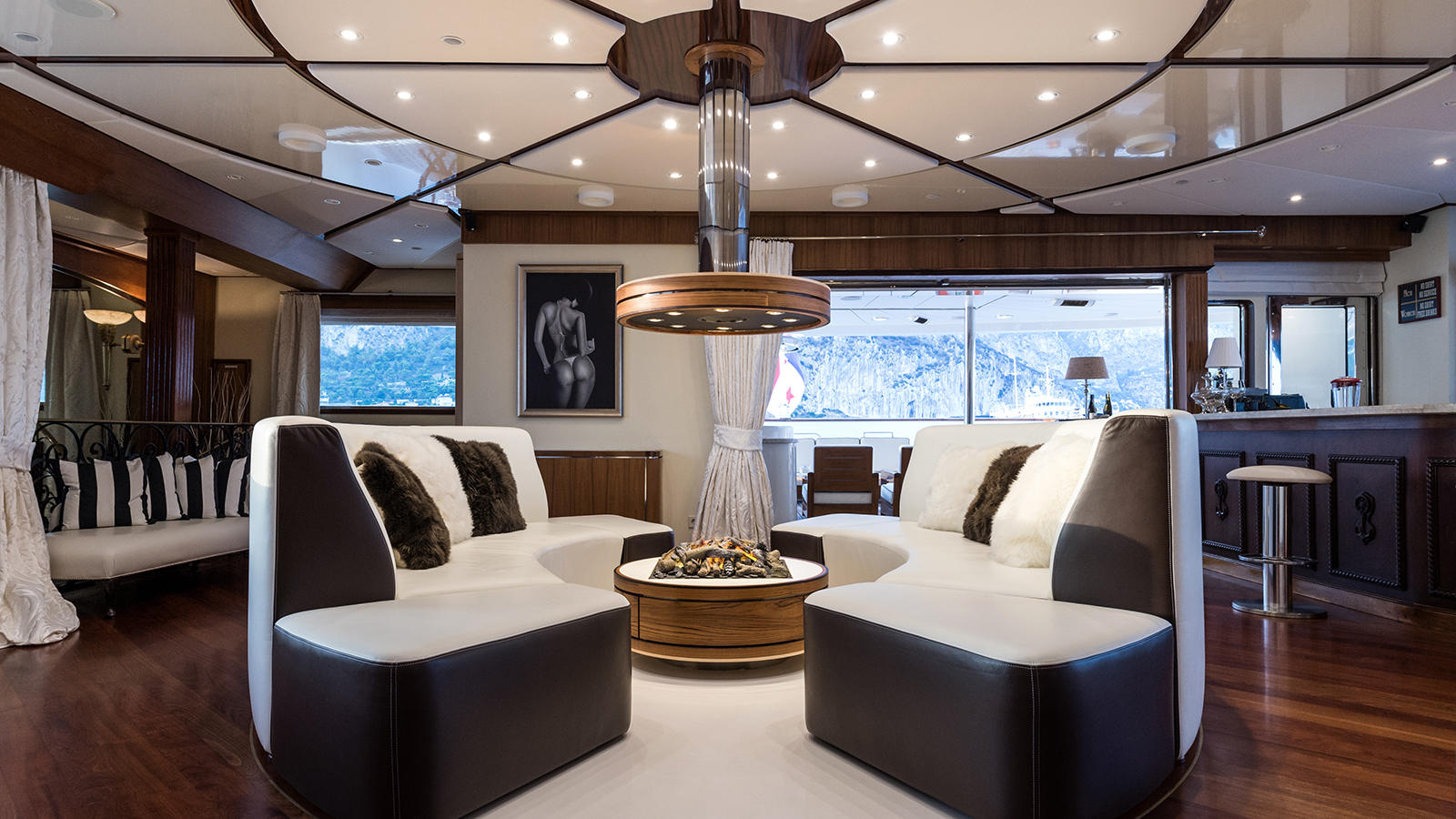 Interior - 5/72