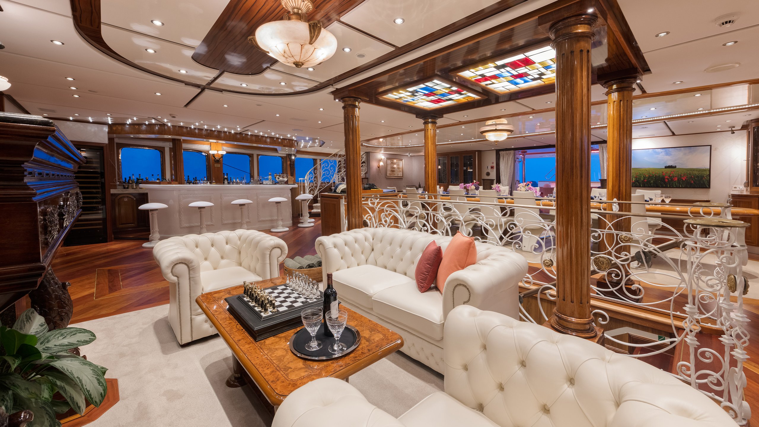 Interior - 18/72