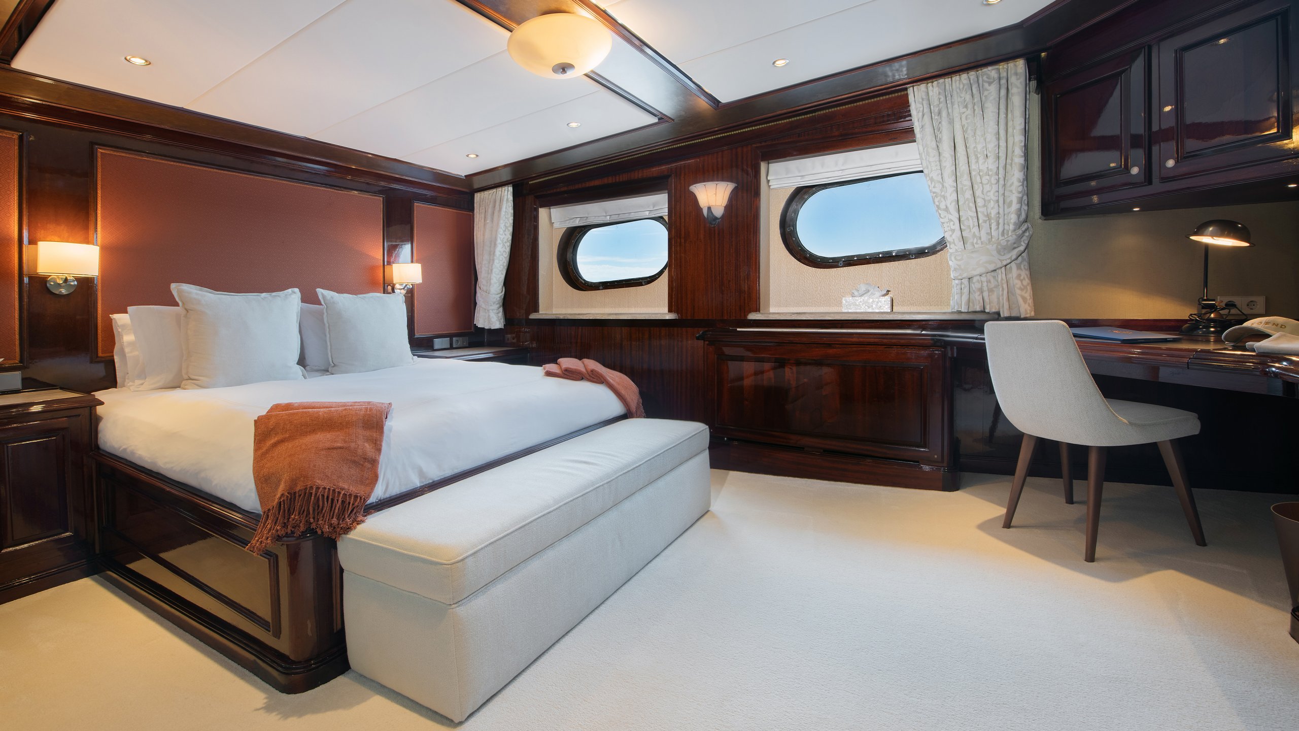 Interior - 30/72