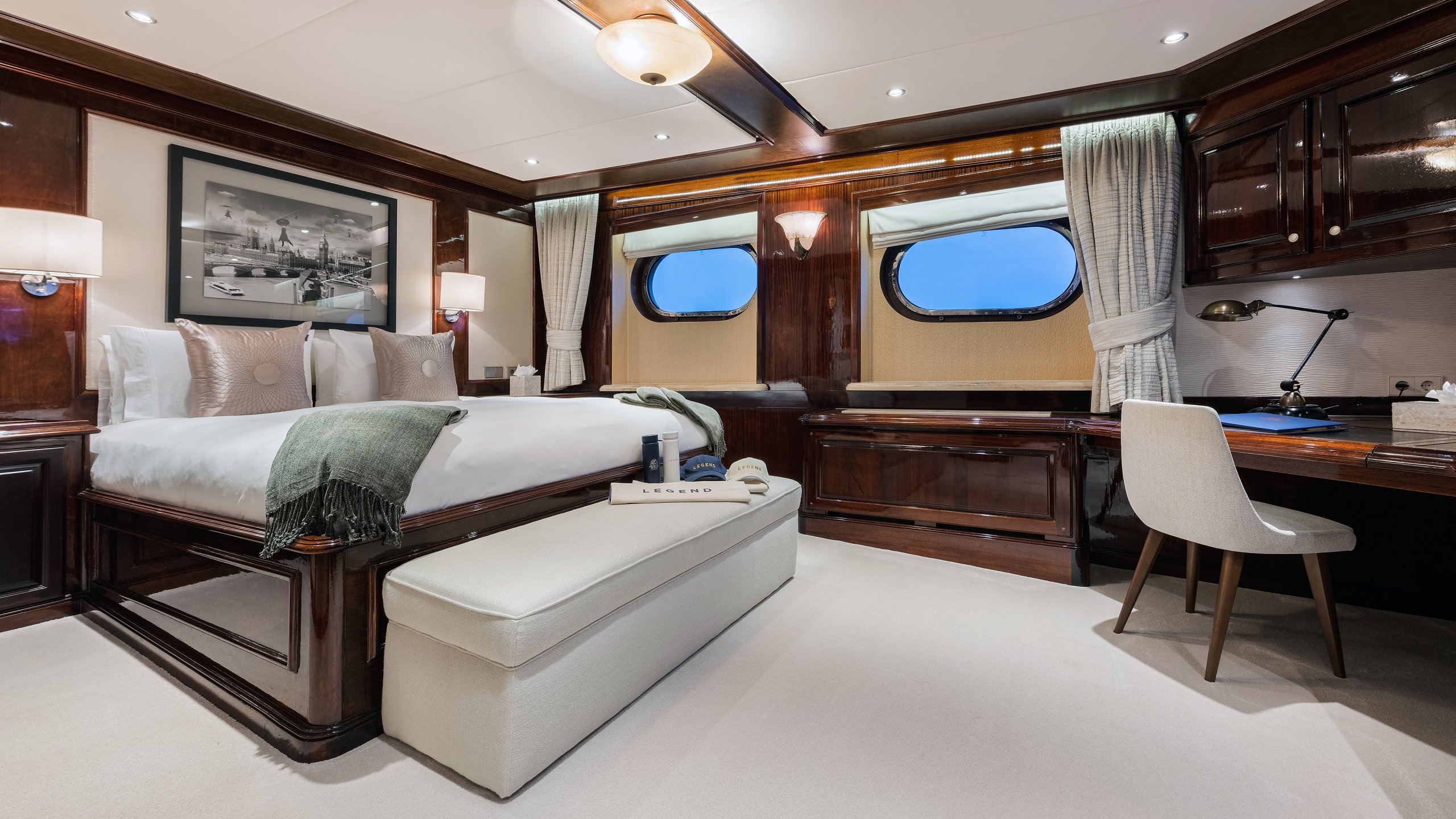 Interior - 33/72