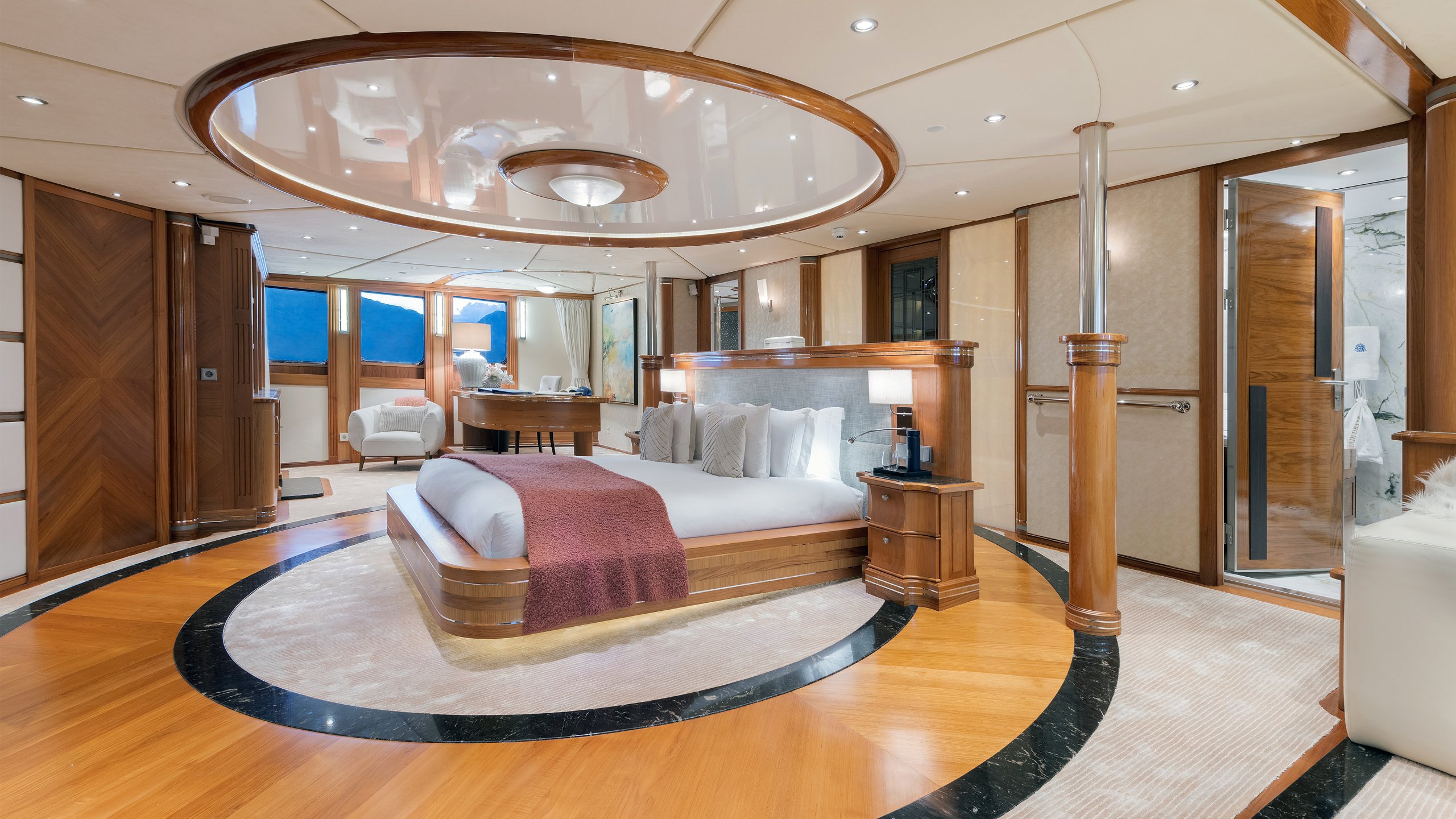 Interior - 34/72