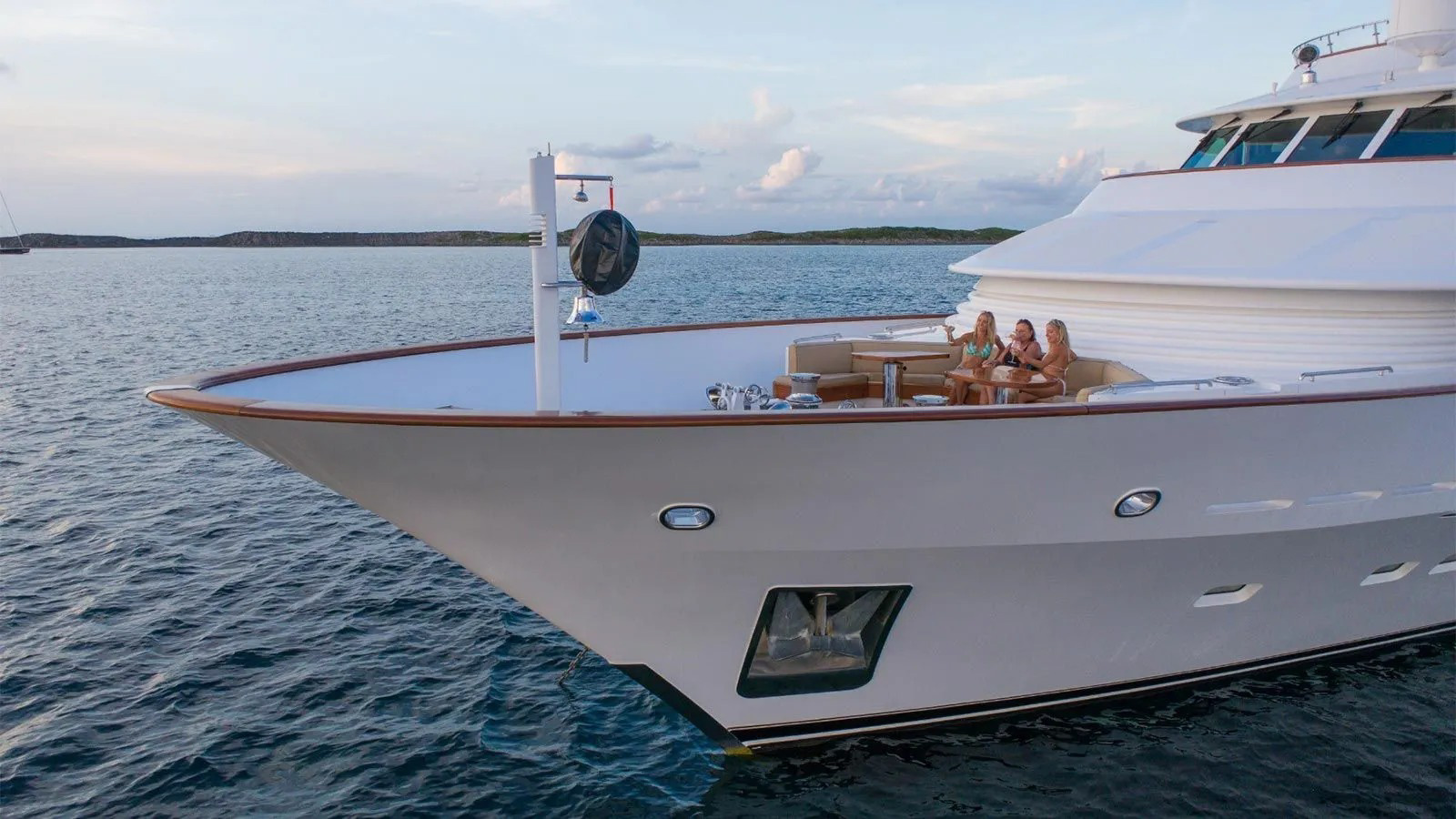Exterior - 2/37