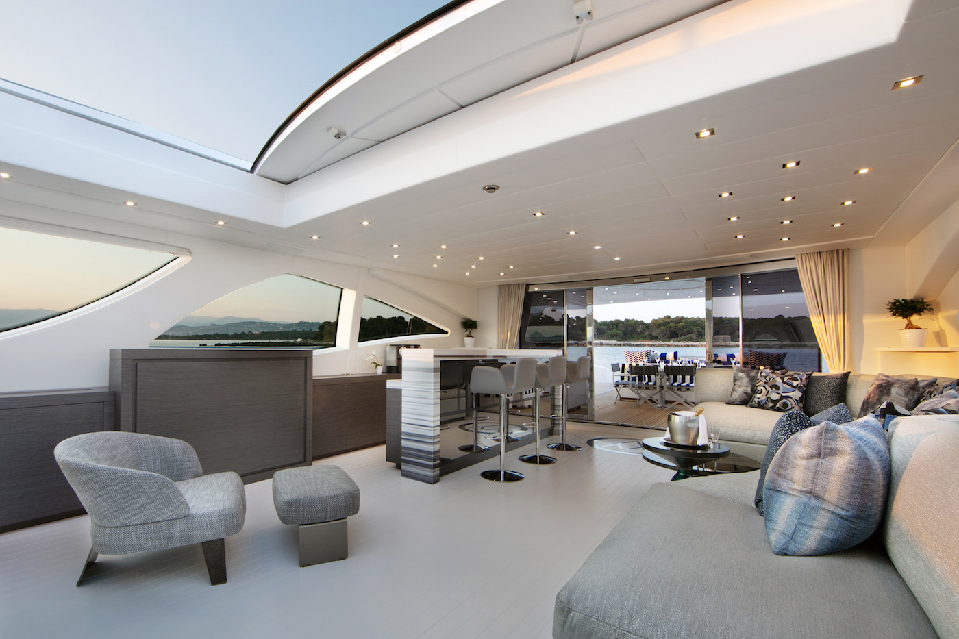 Interior - 3/18