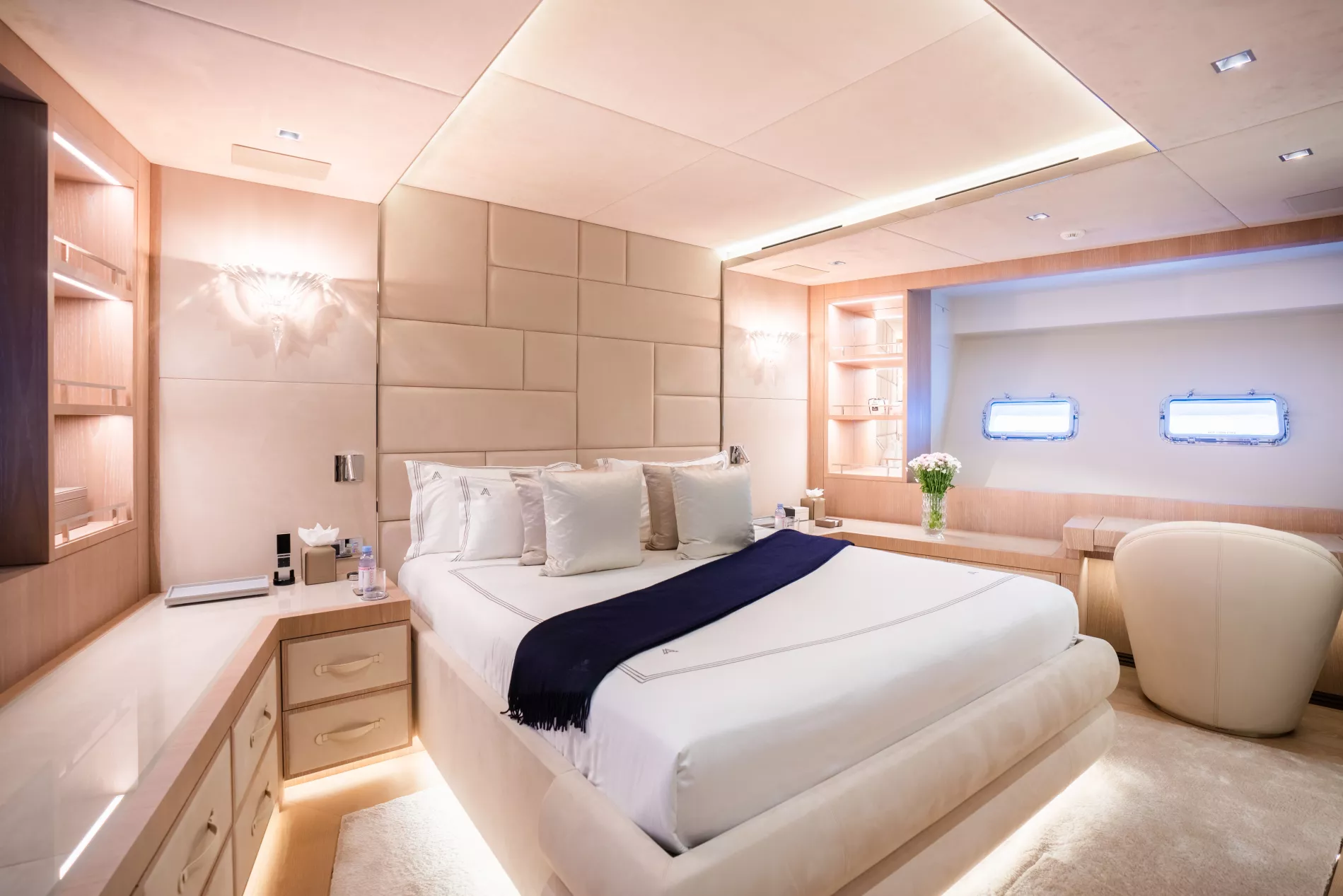 Interior - 7/16
