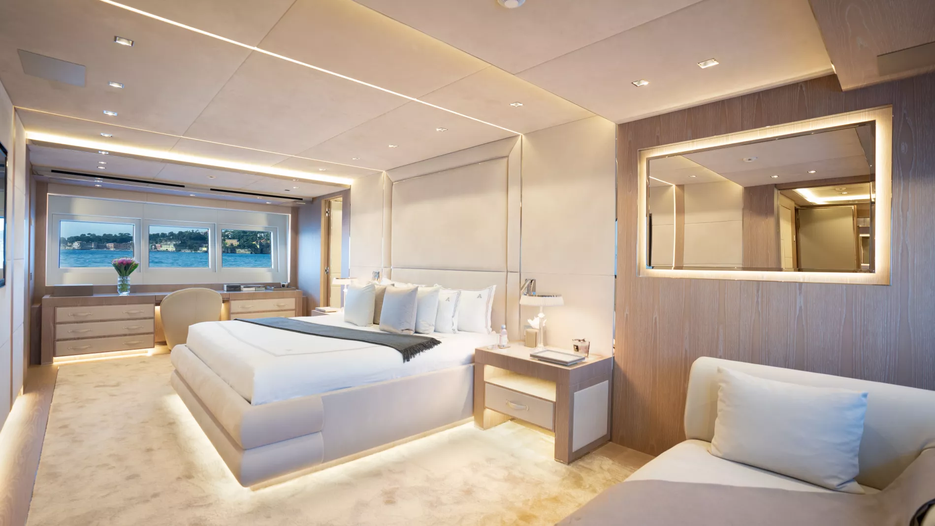 Interior - 9/16