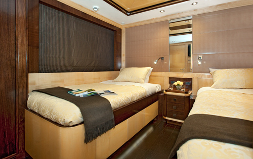 Interior - 10/15