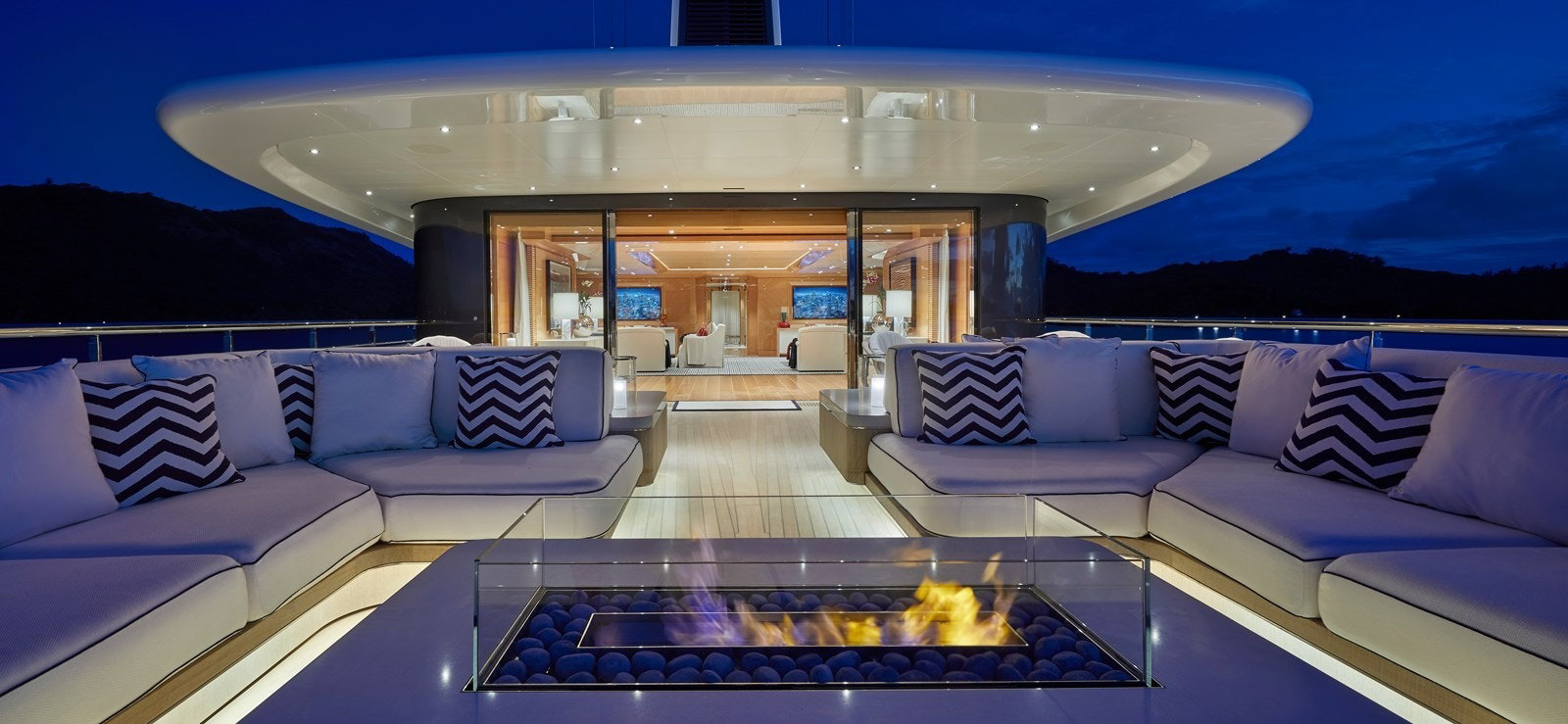 Exterior - 25/26