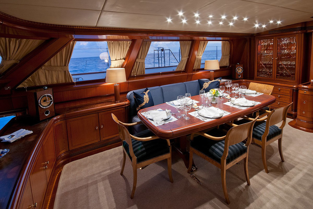 Interior - 11/28