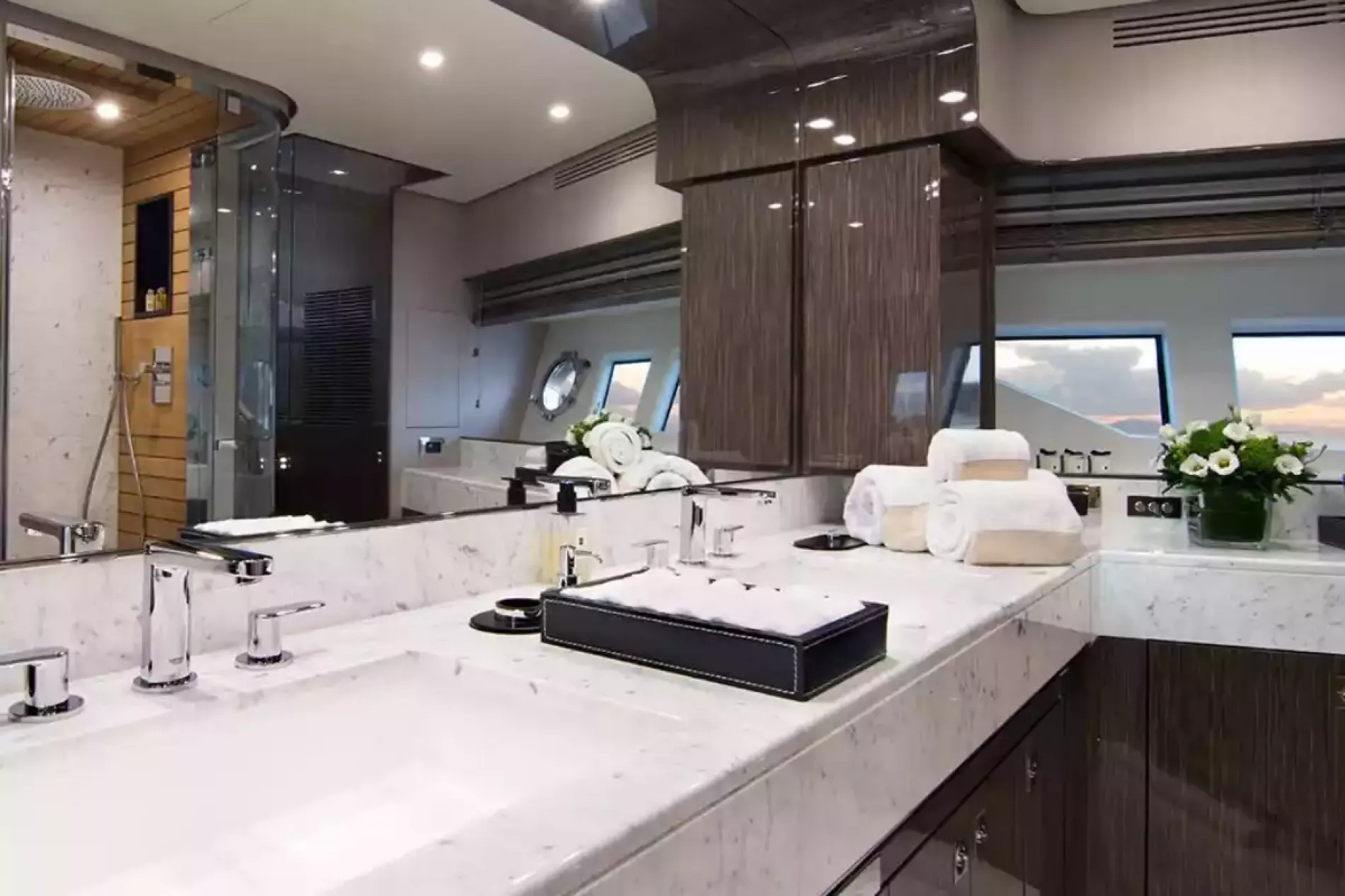 Interior - 21/25