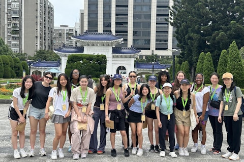 More photos of students in Taiwan