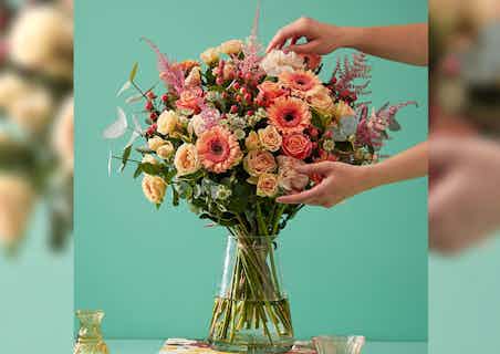 The hidden meaning behind gifting flowers