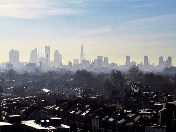 Does limiting the cities access zones really reduces the contamination?