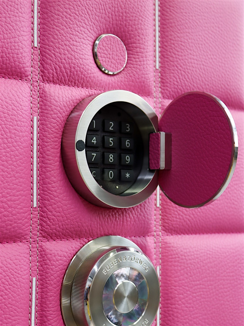 Close-up of the ORION High-Security Safe — BUBEN&ZORWEG