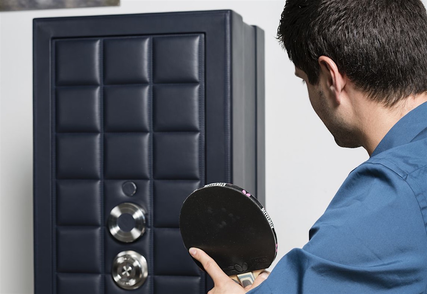 Cuir Nappa, coloris sur mesure en Olympic Blue, avec coutures assorties — BUBEN&ZORWEG