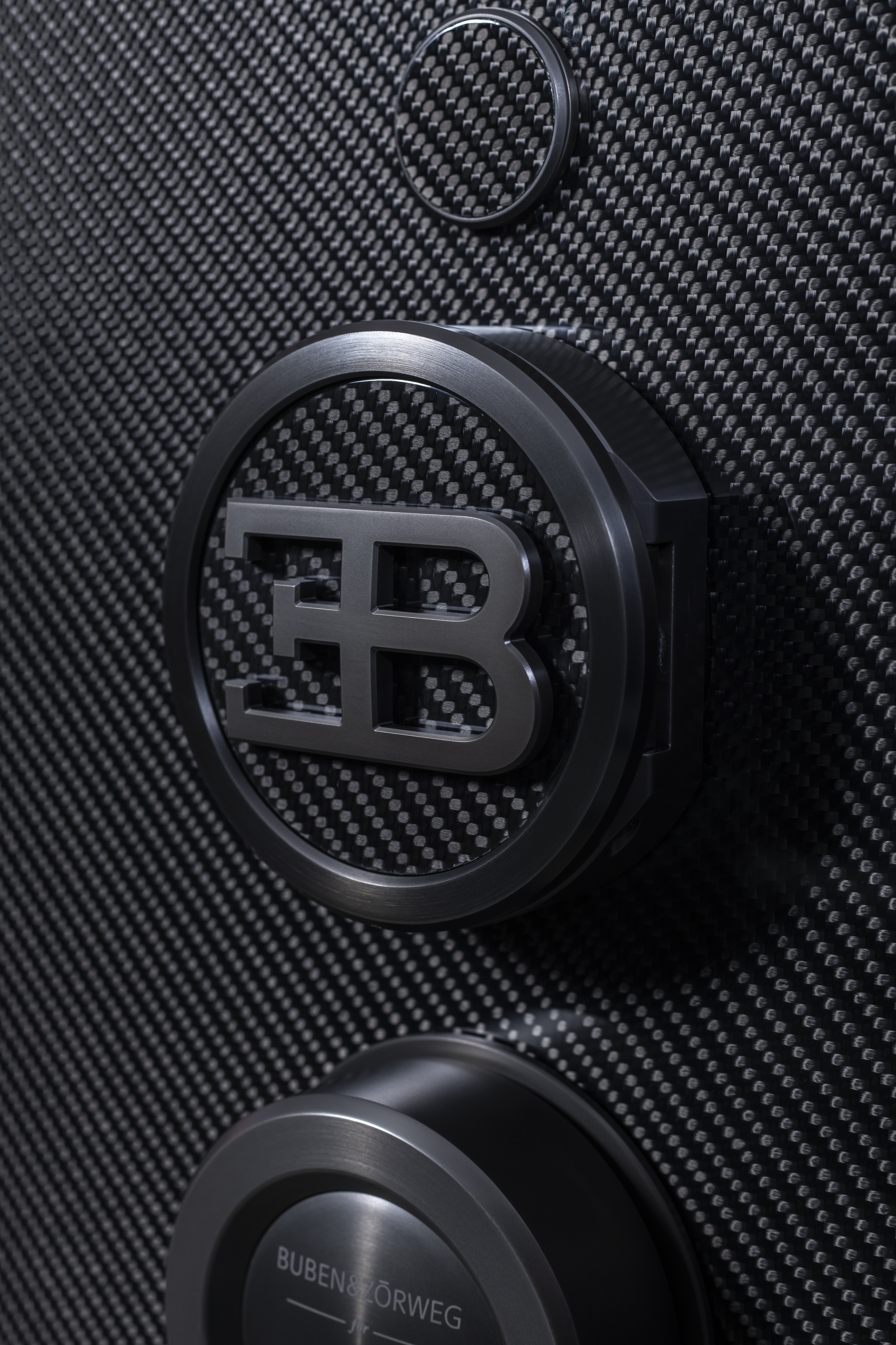 セグウェイ THE CHAMPION | B&Z Bespoke | Watches and Jewelry.
