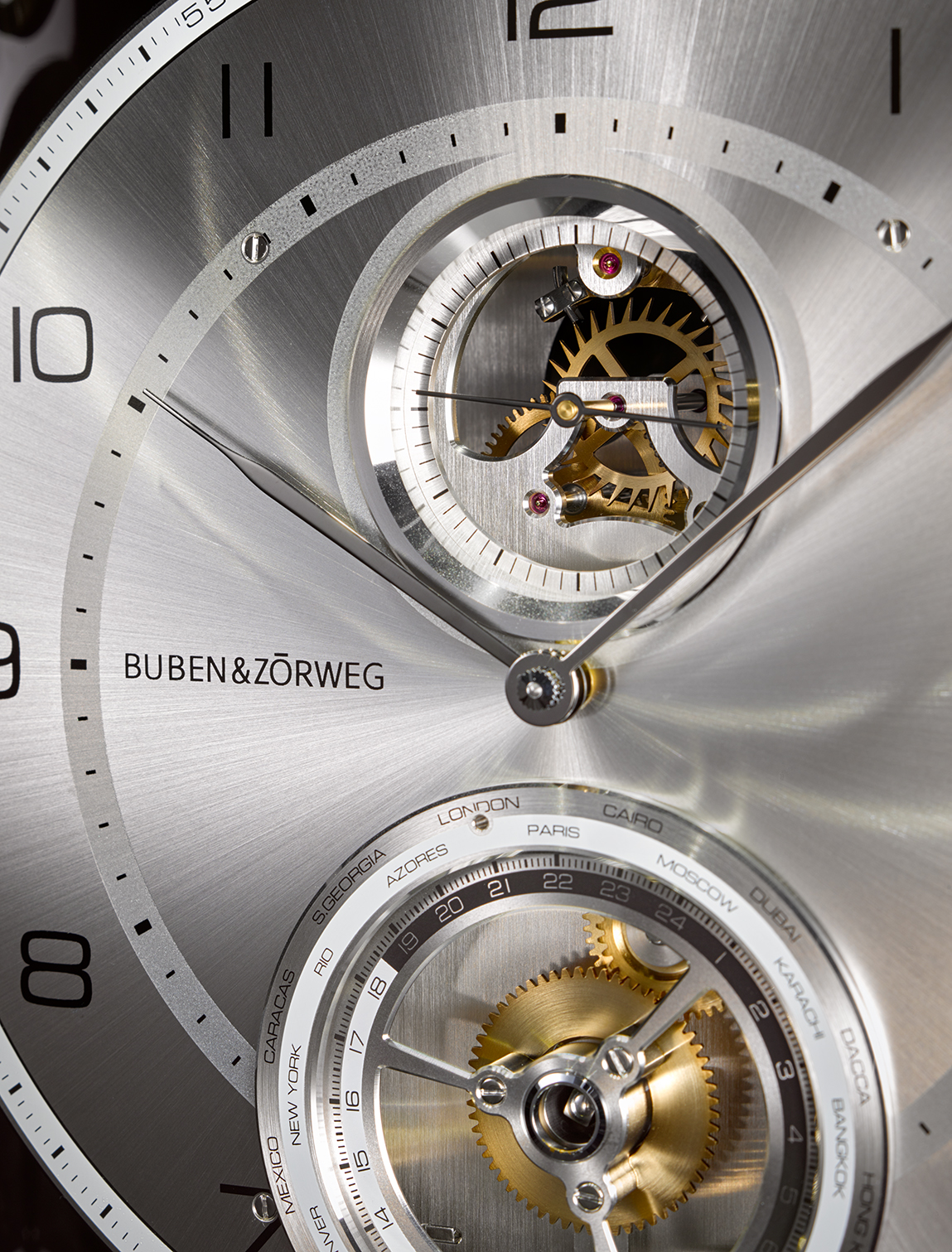 Механизм часов Grande Infinity крупным планом — BUBEN&ZORWEG