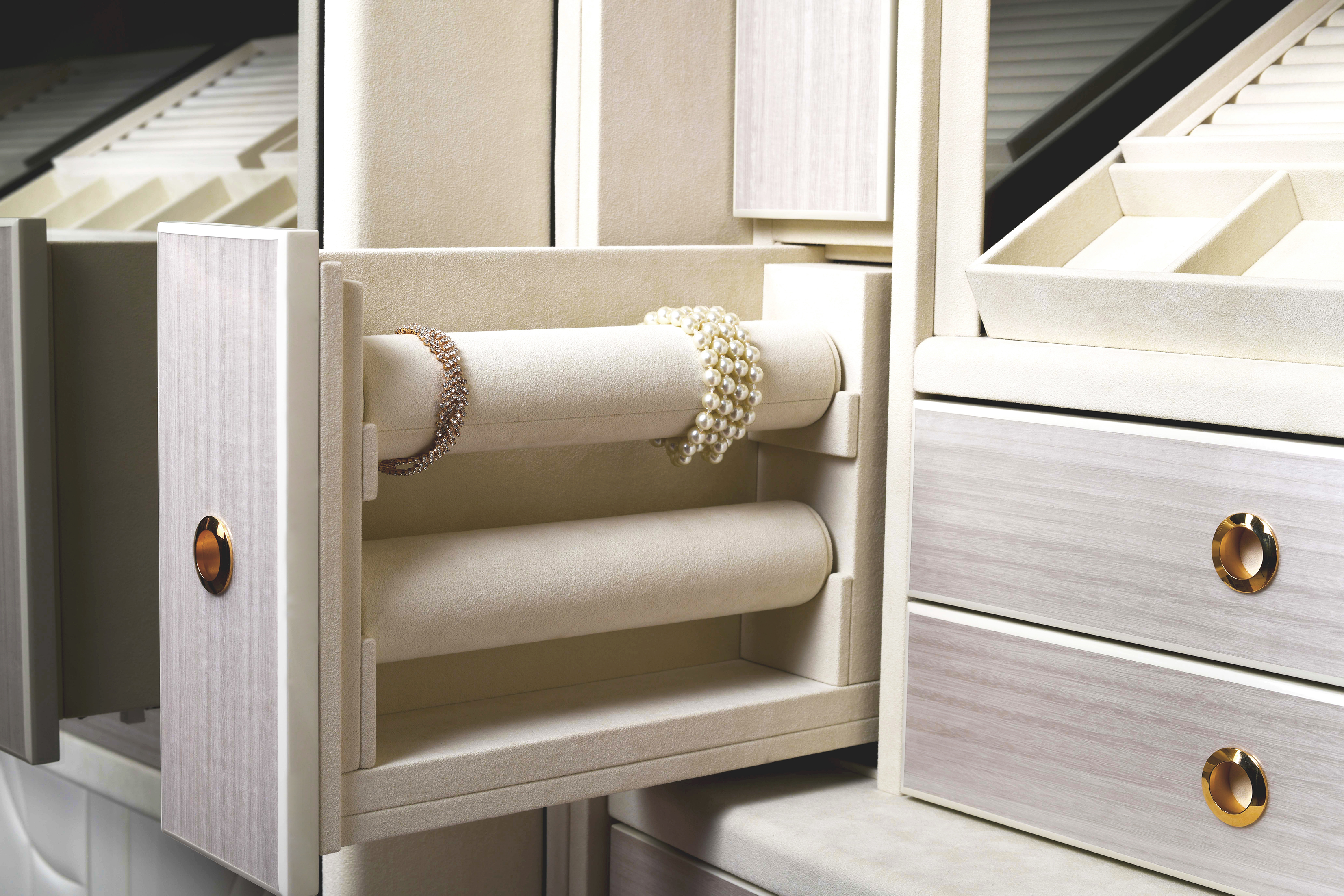 MOTHER LOVE Safe – Refined Jewellery Storage by BUBEN&ZORWEG — BUBEN&ZORWEG