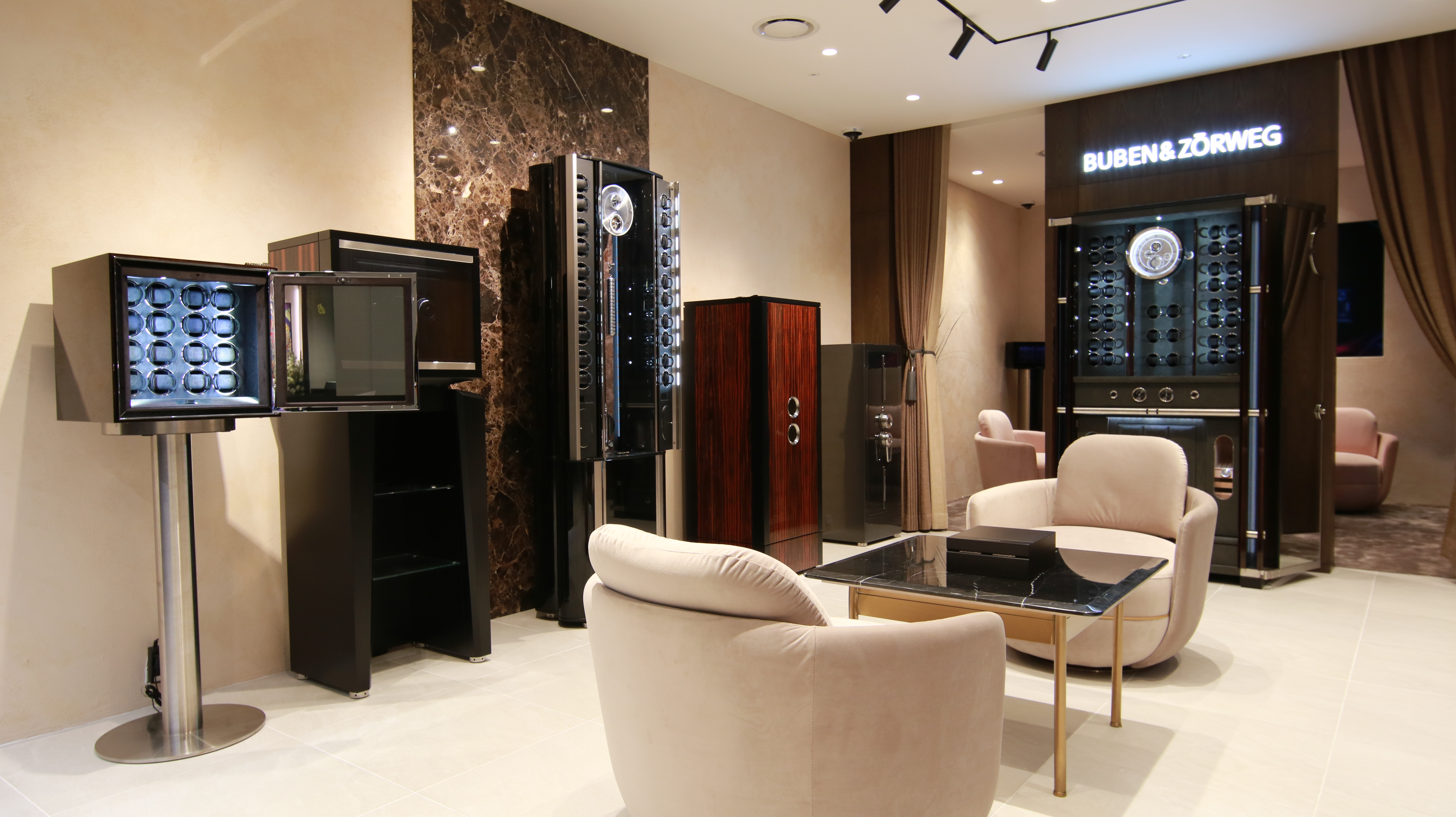 Interior of BUBEN&ZORWEG Boutique in Gangnam, Seoul — BUBEN&ZORWEG