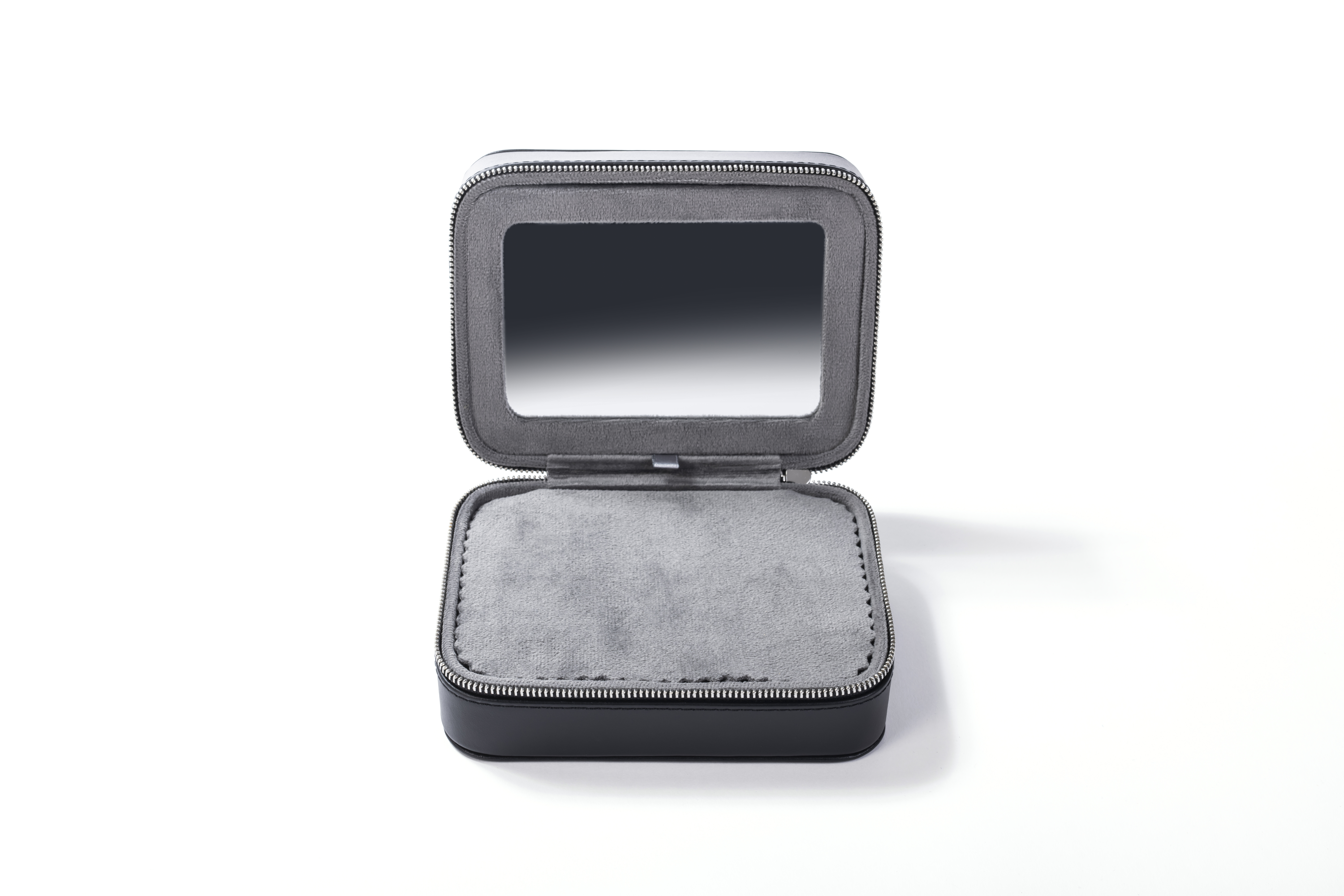 Roma case half open exposed cloth — BUBEN&ZORWEG