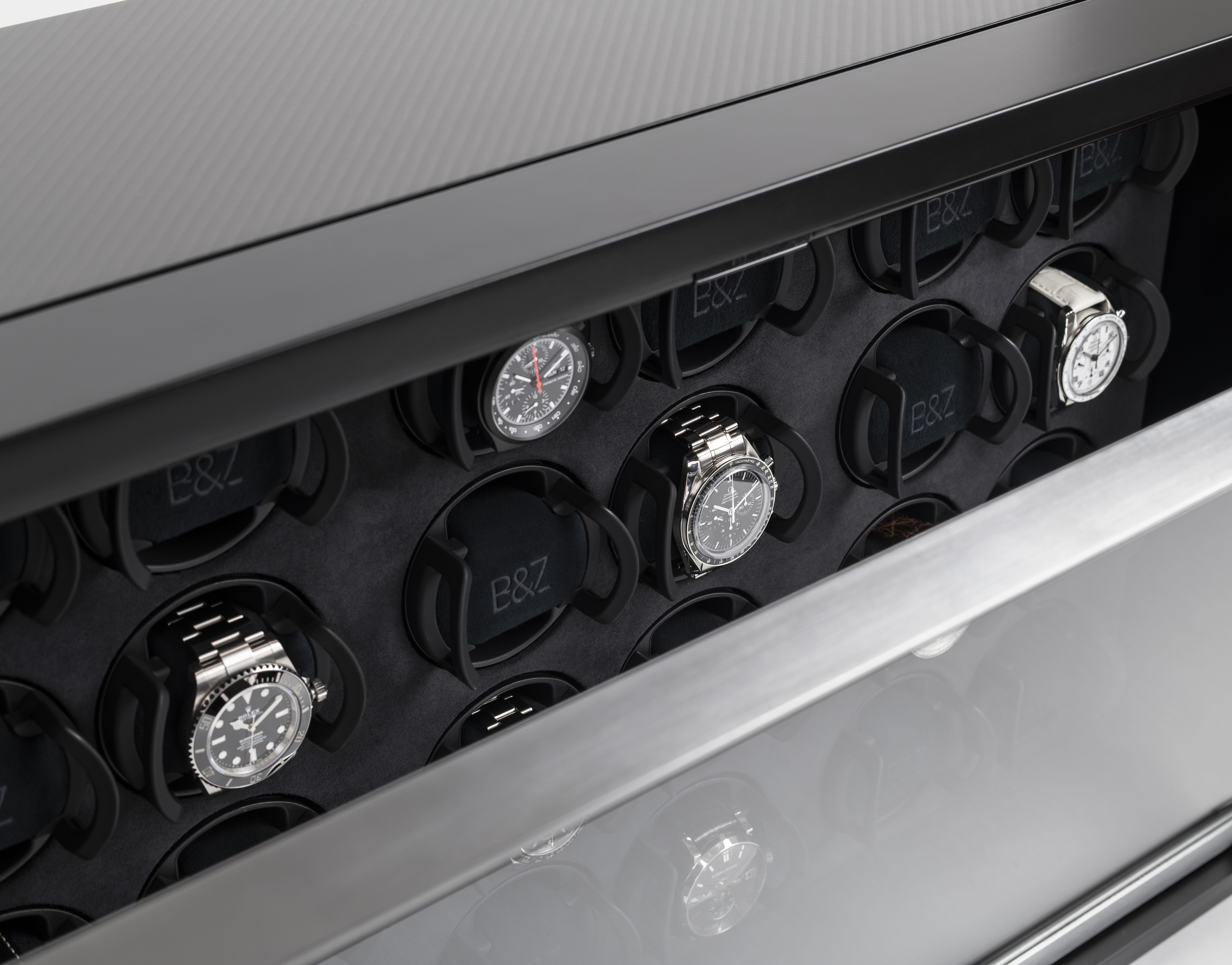 Neo 24 half open exposed interior and watches — BUBEN&ZORWEG