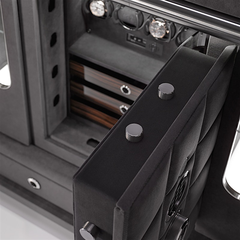 Secure Luxury: The Interior of the SOLITAIRE High-Security Safe — BUBEN&ZORWEG