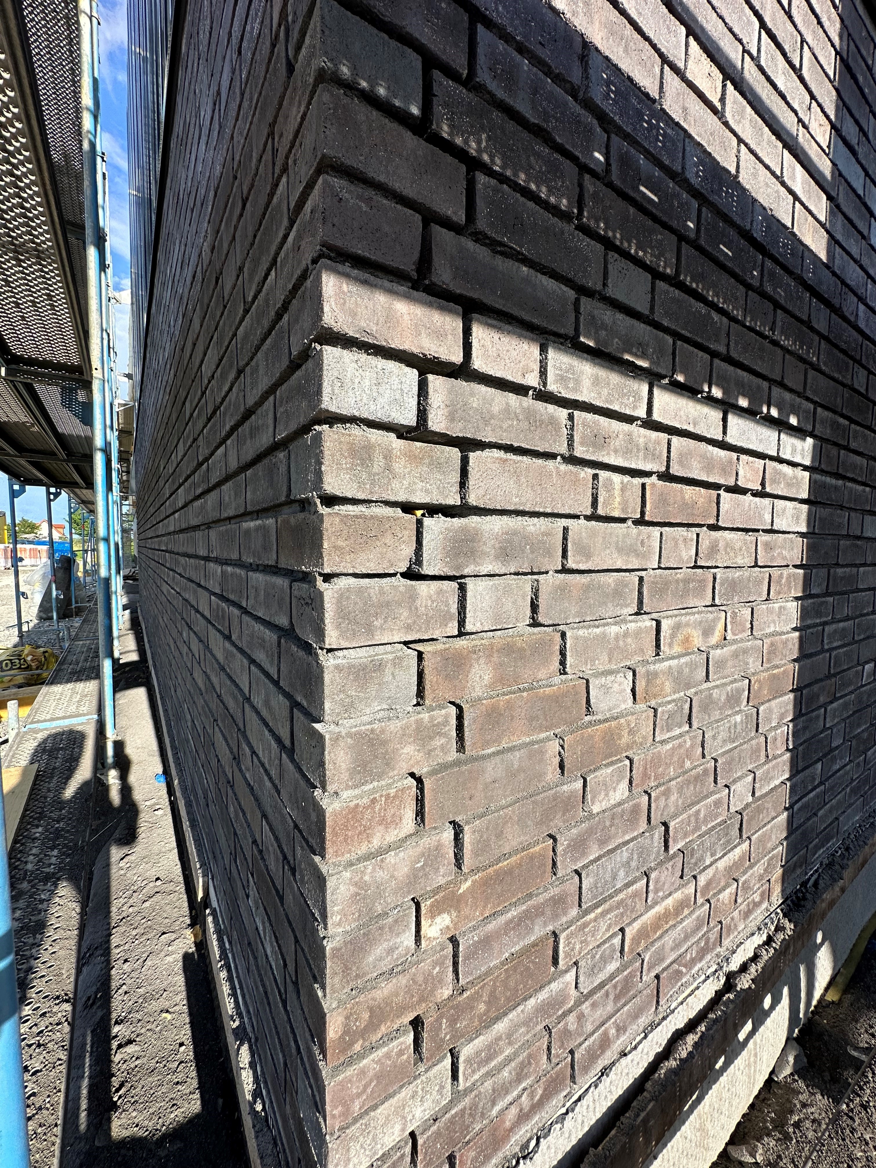 Newly completed brick façade — BUBEN&ZORWEG