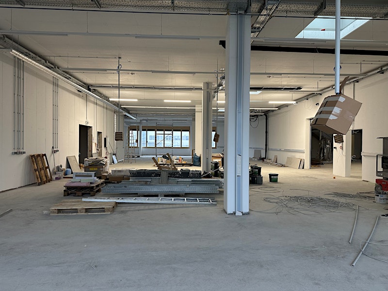 Interior fit-out of the new manufactory underway — BUBEN&ZORWEG