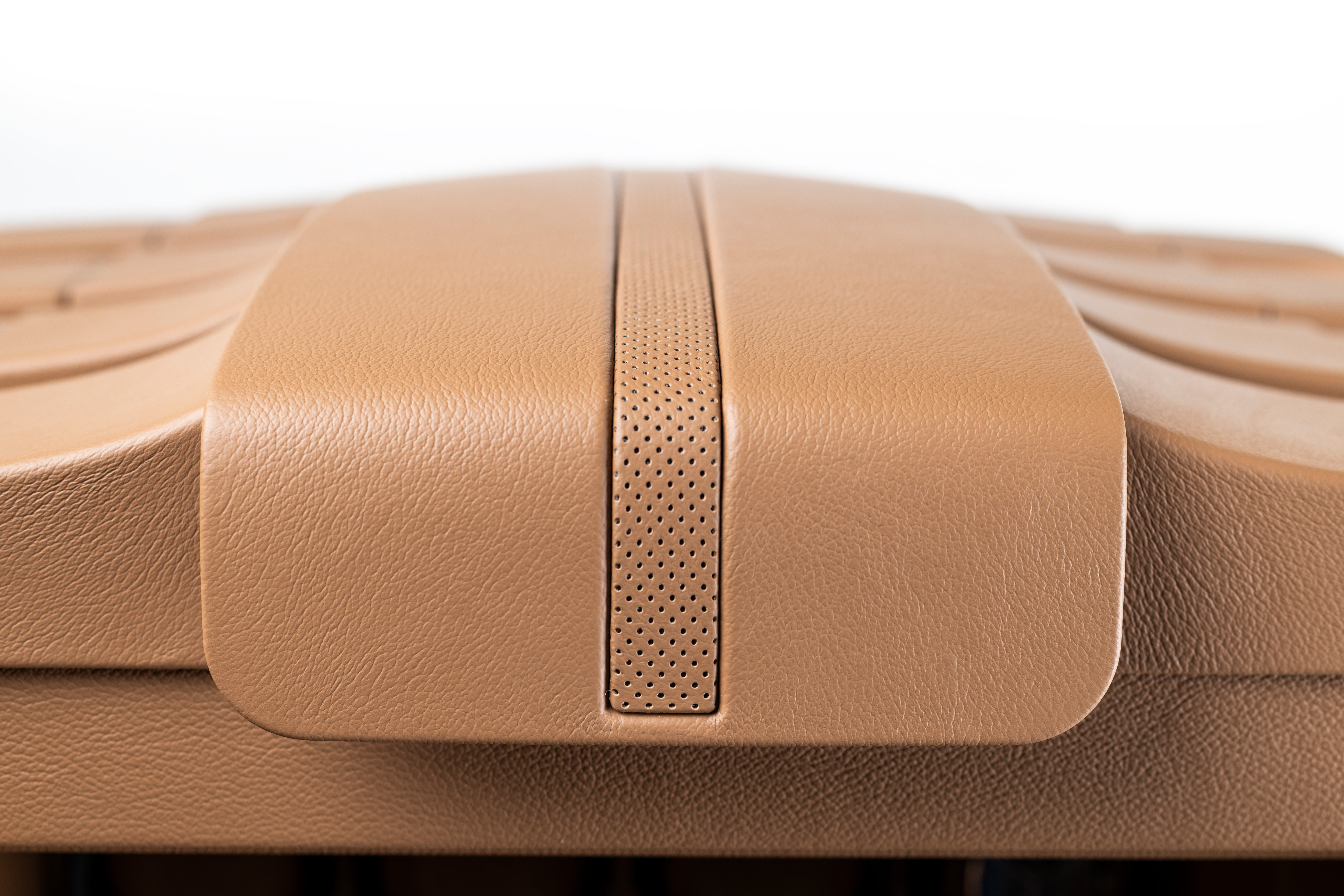SPECTRON top detail in Sahara Brown — BUBEN&ZORWEG