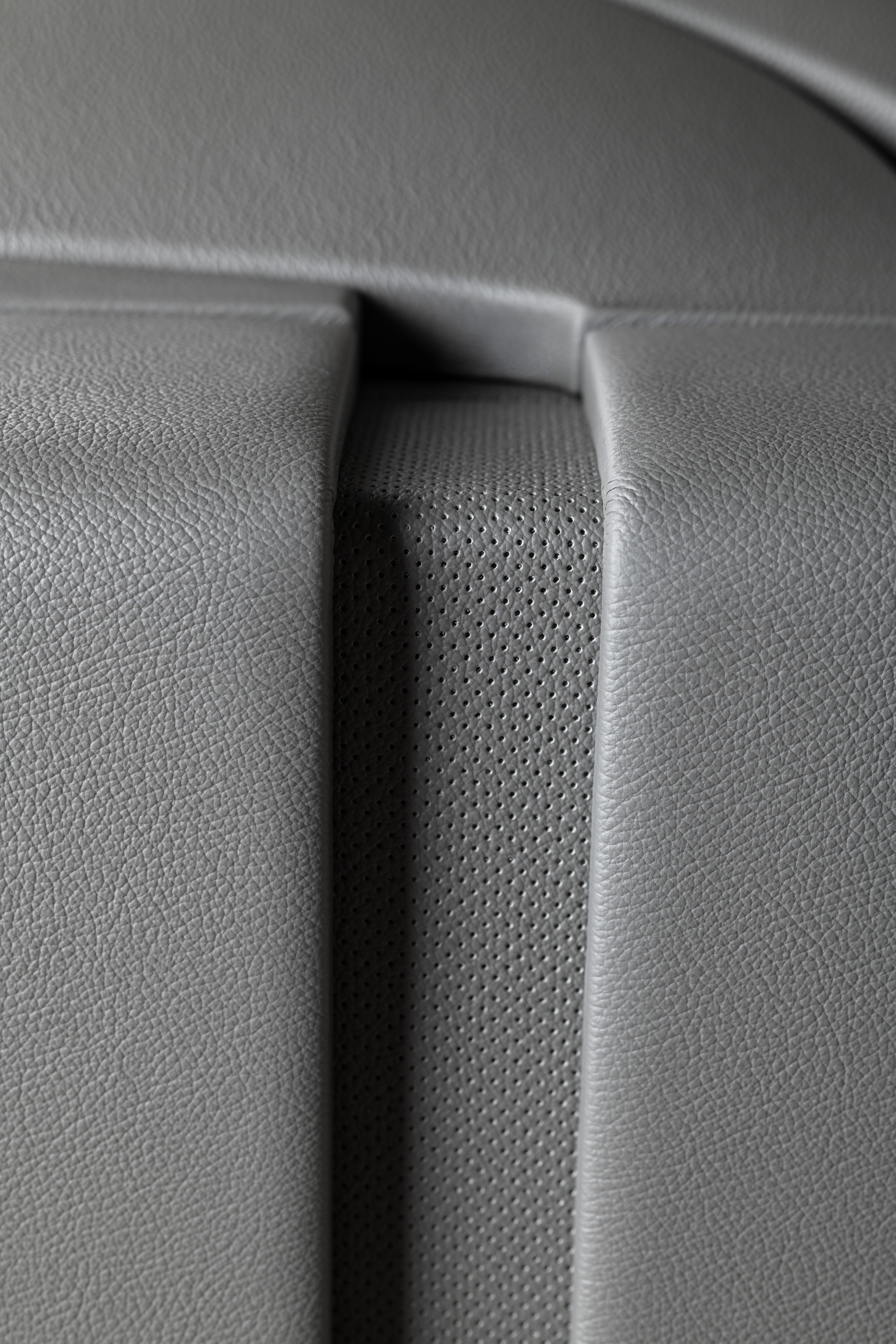 SPECTRON leather surface detail — BUBEN&ZORWEG